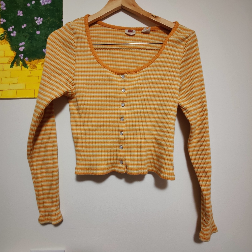 Levi's ribbed top
